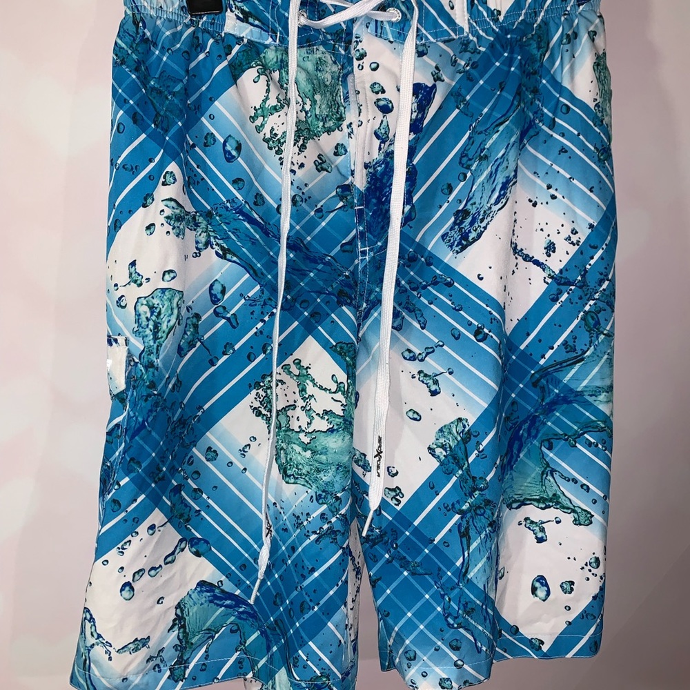 Zero Xposur Splash Plaid Board Shorts